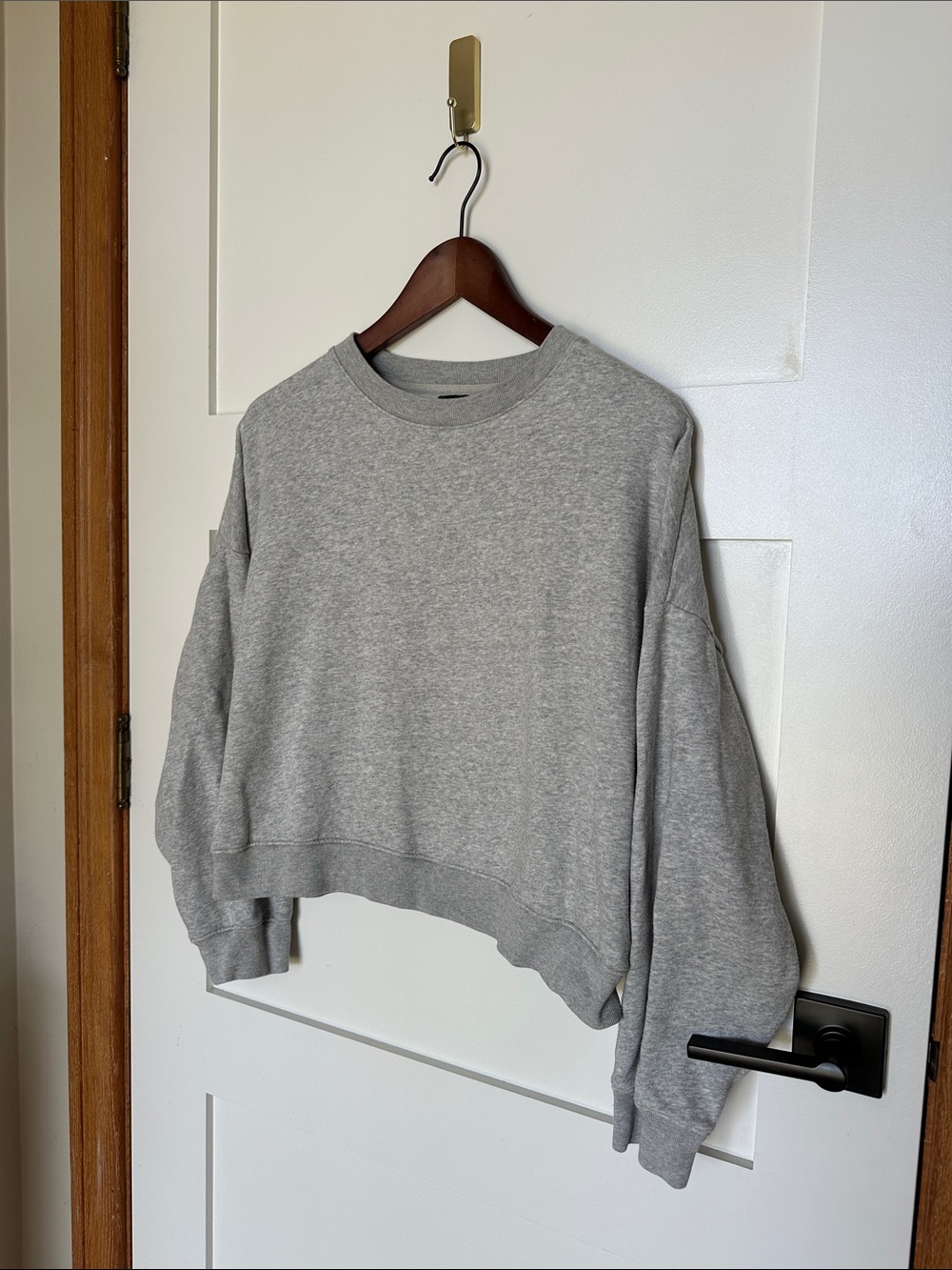 GAP Women's Petite Heather Gray Crewneck Pullover Sweater